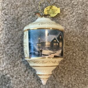 Thomas Kinkade Ornaments in Keepsake Box 26 individual ornaments